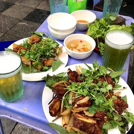 Bia Hoi Culture In Hanoi & The 6 Best Places To Cheer