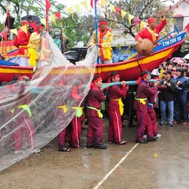 Cau Ngu Festival in Thai Duong Ha