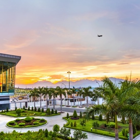 First Pilot International Flight To Vietnam Landed Da Nang