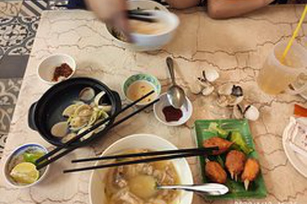 Rat Hue Restaurant