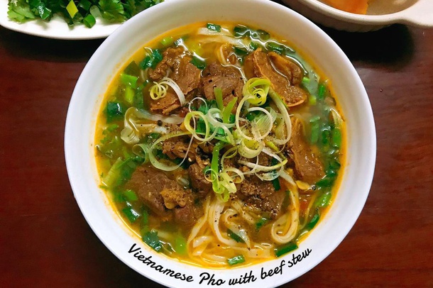 Vietnamese Pho with Beef Stew