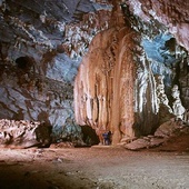 Tien Phi Cave