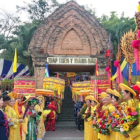 Thien Y A Na Festival