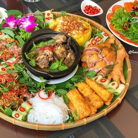 10 Vietnamese Specialties Worthy of Royalty