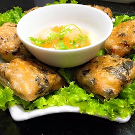 Crab Spring Rolls (Nem cua bể)