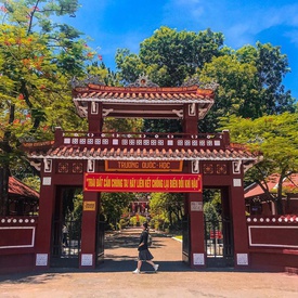 Quoc Hoc Hue - Century Old High School