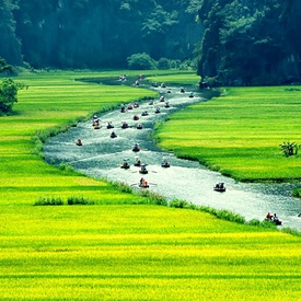 First Vietnam International Photography Festival launched in Ninh Binh