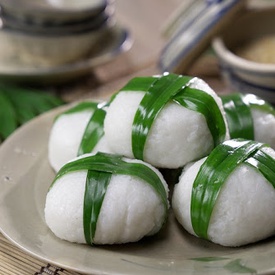 Com Nam (rice ball)