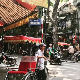 Hang Dong - Street of Bronze