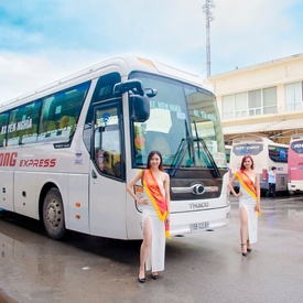 Hoang Long Bus