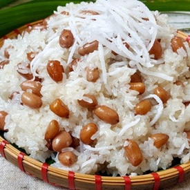 Xoi (Steamed Glutinous Rice)