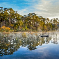 Tuyen Lam Lake