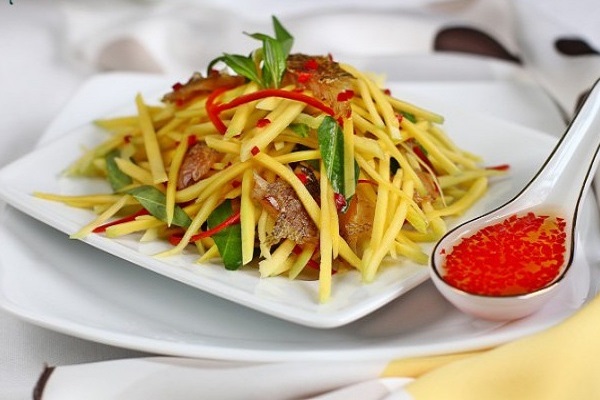 Gỏi Xoài Cá Đuối