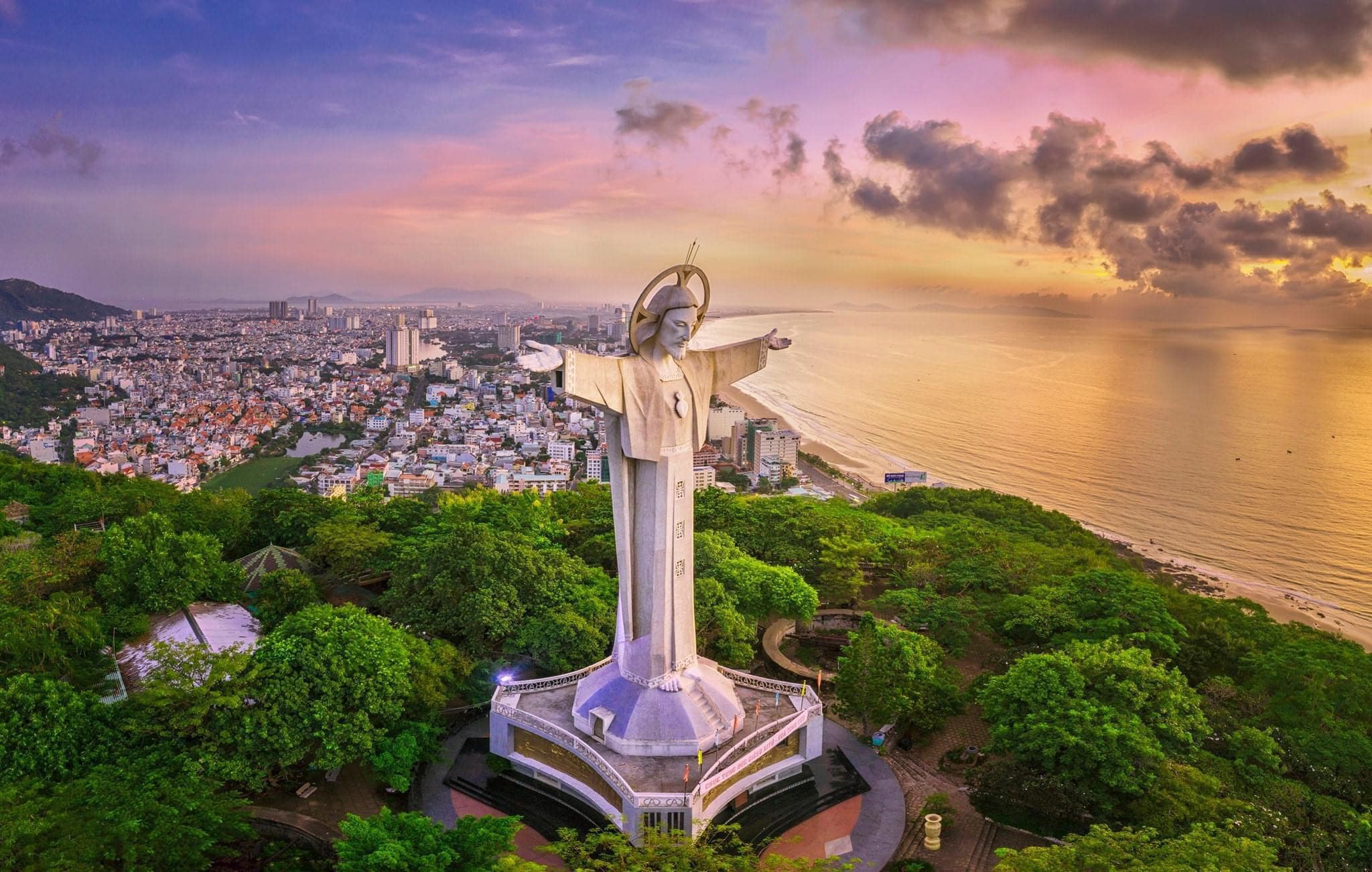 vung tau has become a familiar tourist