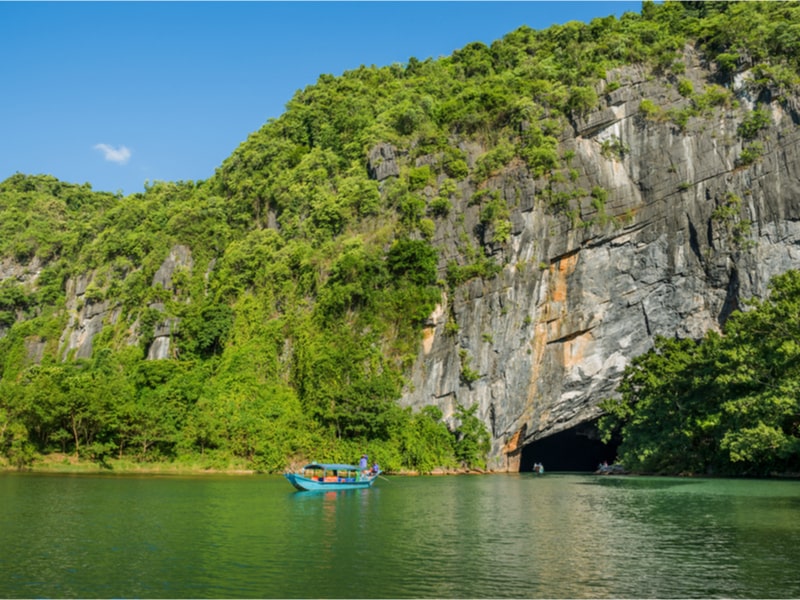 vietnam tourism in august